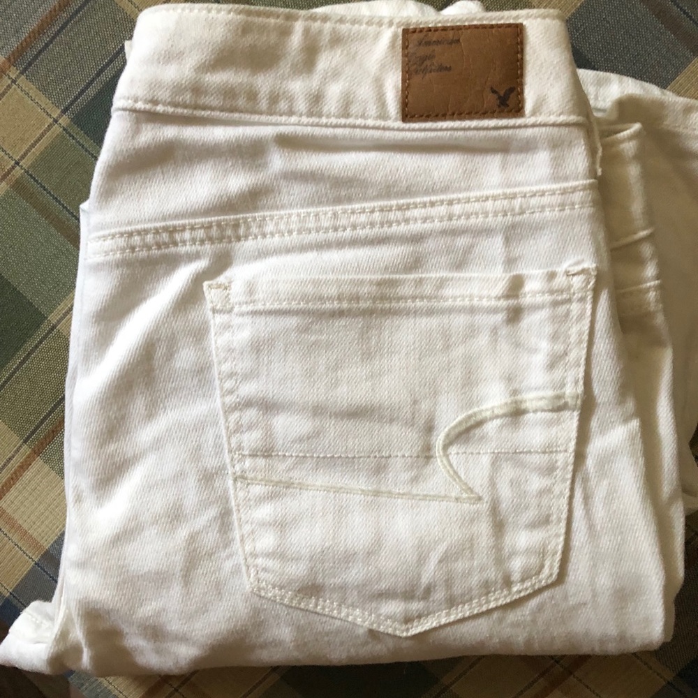 White skinny jeans